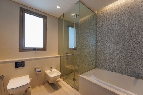 4 bedrooms Townhouse in Thach Than, Vietnam No. 95435 12