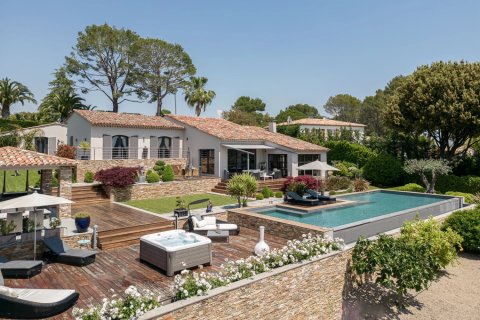 5 dormitorios Villa en Mougins, France No. 68877 1