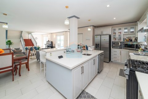 4 bedrooms House in Saint George South, Grenada No. 107174 22