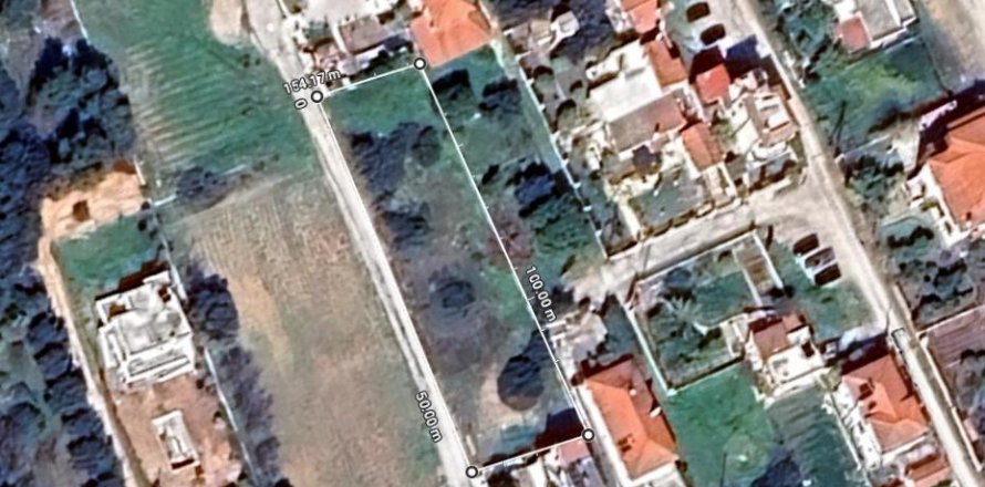 1000m² Land in Kalyvia Thorikou, Greece No. 110010