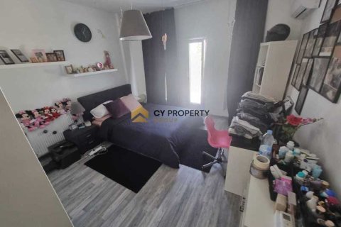 4 bedrooms House in Aradippou, Cyprus No. 40171 6