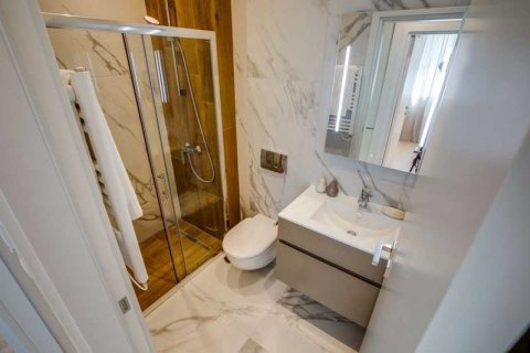 2 bedrooms Apartment in Limassol, Cyprus No. 81818 9