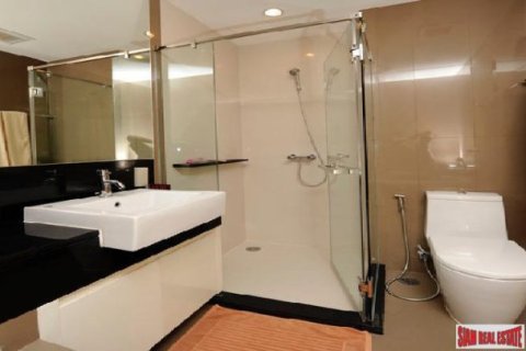 2 bedrooms Apartment in Bangkok, Thailand No. 96208 23