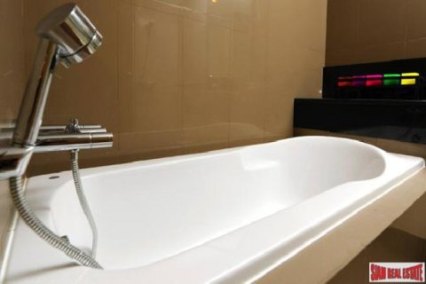 2 bedrooms Apartment in Bangkok, Thailand No. 96208 22