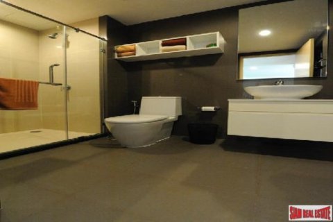 2 bedrooms Apartment in Bangkok, Thailand No. 96208 15