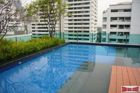 2 bedrooms Apartment in Bangkok, Thailand No. 96208 6