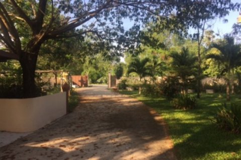 4 bedrooms Villa in Hua Hin, Thailand No. 95875 20