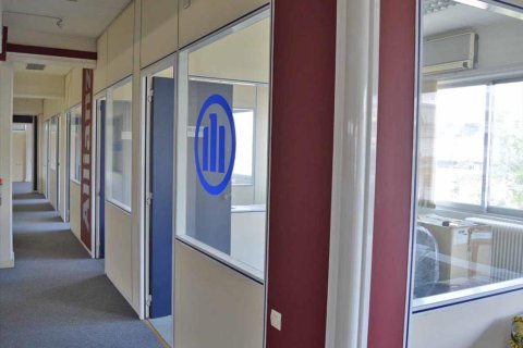 402m² Commercial property à Ilioupoli, Greece No. 59480 7