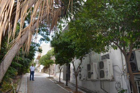 310m² Commercial property en Athens, Greece No. 58589 8