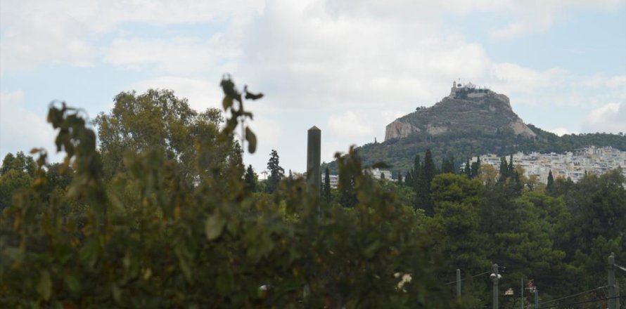 310m² Commercial property en Athens, Greece No. 58589