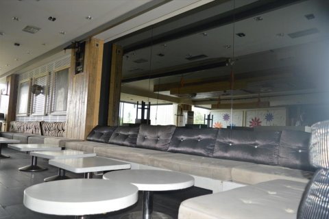 310m² Commercial property en Athens, Greece No. 58589 7