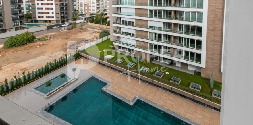 4 rooms Apartment in Thanh Khe, Vietnam No. 12471