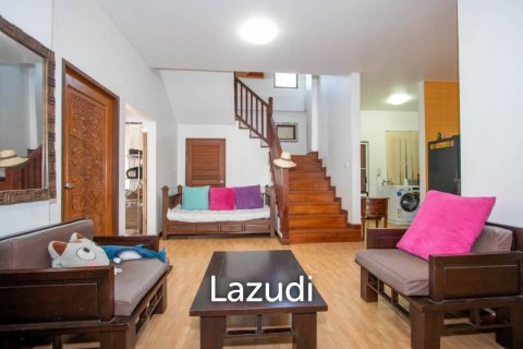 4 bedrooms House in Chiang Mai, Thailand No. 98021 7
