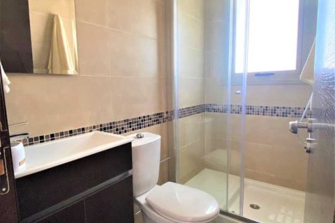 4 bedrooms Villa in Pyrgos, Cyprus No. 77154 13