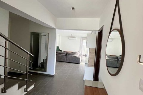 4 bedrooms Villa in Pyrgos, Cyprus No. 77154 8