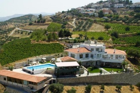 582m² Villa in Heraklion, Greece No. 109020 14