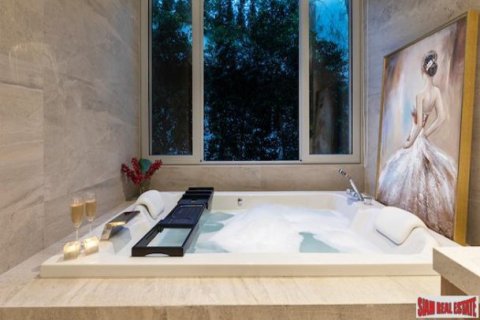 4 bedrooms Villa in Ko Samui, Thailand No. 96228 7