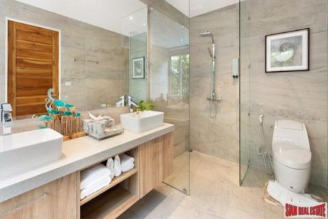 4 bedrooms Villa in Ko Samui, Thailand No. 96228 10