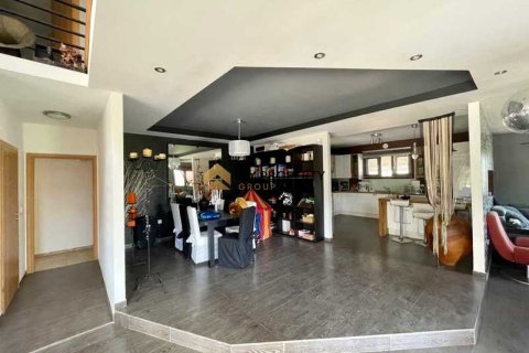 4 bedrooms House in Meneou, Cyprus No. 31438 2