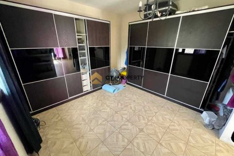 4 bedrooms House in Meneou, Cyprus No. 31438 7