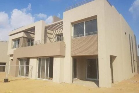 5 bedrooms Townhouse in Al Shaikh Othman, Vietnam No. 38153 1