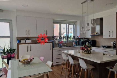 Дом с 3 спальнями в Арадипу, Кипр №82065 7