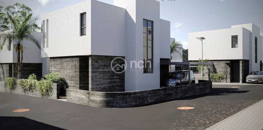 3 bedrooms House in Kissonerga, Cyprus No. 82767