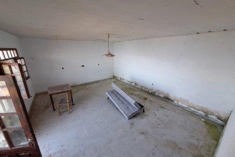 Дом с 4 спальнями в Керкира, Греция №109015 2