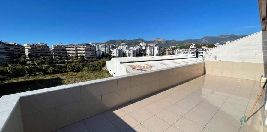 6 rooms Apartment in Kestel, Turkey No. 21766