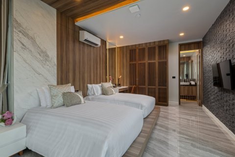 4 bedrooms Villa in Phuket, Thailand No. 98459 20