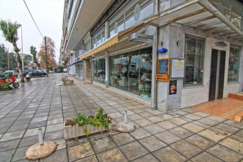 250m² Commercial property à Kalamaria, Greece No. 59623 2