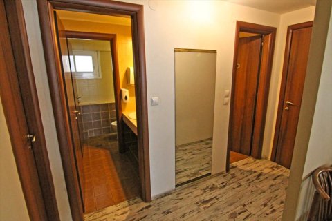 250m² Commercial property à Kalamaria, Greece No. 59623 10