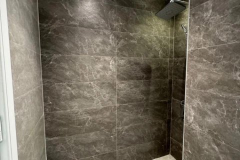 3 bedrooms Apartment in Bac Tu Liem, Vietnam No. 91621 10