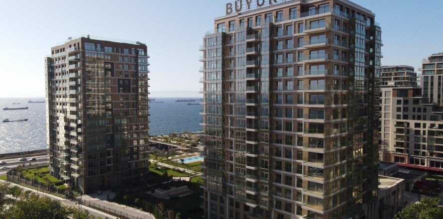 2 bedrooms Apartment in Zeytinburnu, Turkey No. 115904