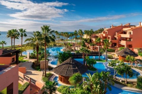 3 bedrooms Apartment in Estepona, Spain No. 25177