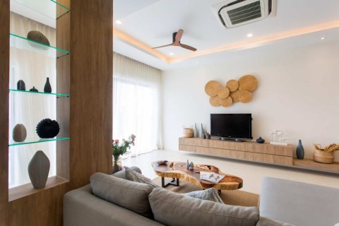 5 bedrooms Villa in Ko Samui, Thailand No. 2119 10