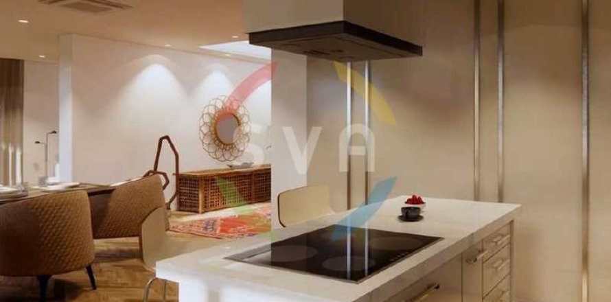 Вилла с 3 спальнями в Агиос Тихонас, Кипр №82053