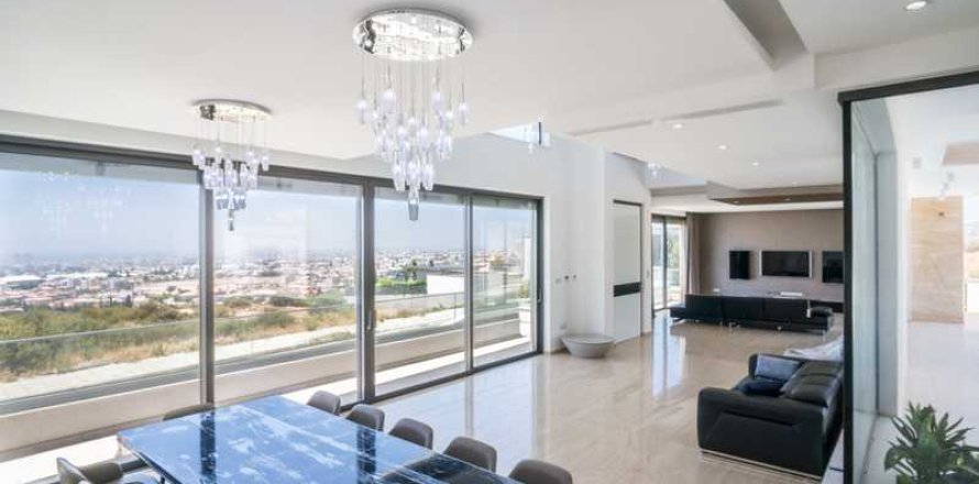 5 chambres House à Germasogeia, Cyprus No. 100474