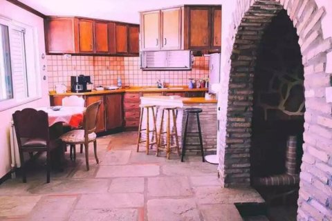 4 bedrooms House in Kalyvia Thorikou, Greece No. 54328 15