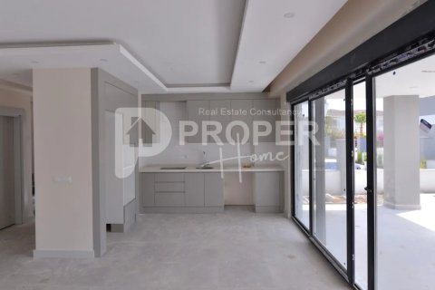 5 habitaciones Villa en Nenh, Vietnam No. 13977 12