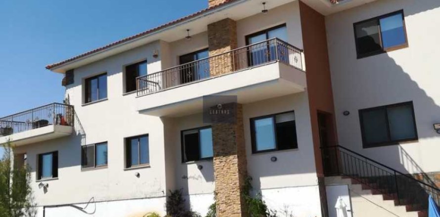 5 dormitorios Villa en Pera Pedi, Cyprus No. 84105