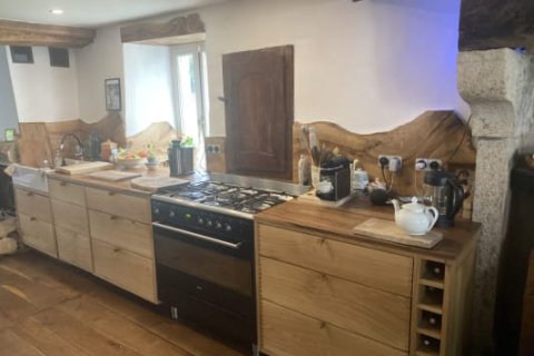 4 bedrooms House in Viscomtat, France No. 69423 7