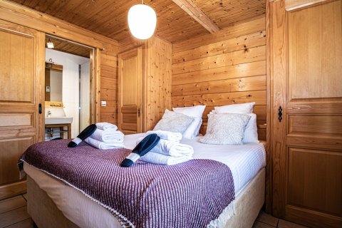 6 bedrooms House in Morzine, France No. 99640 11