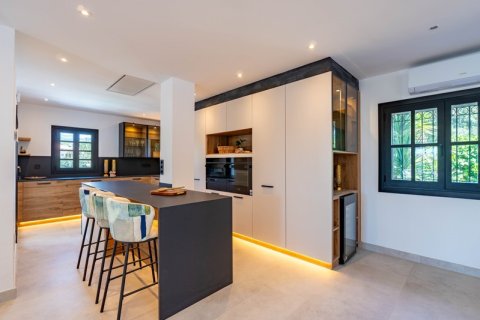 6 bedrooms Villa in Tan Xuan, Vietnam No. 92331 7