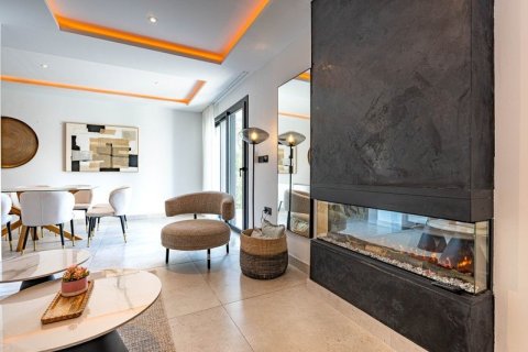 6 bedrooms Villa in Tan Xuan, Vietnam No. 92331 28