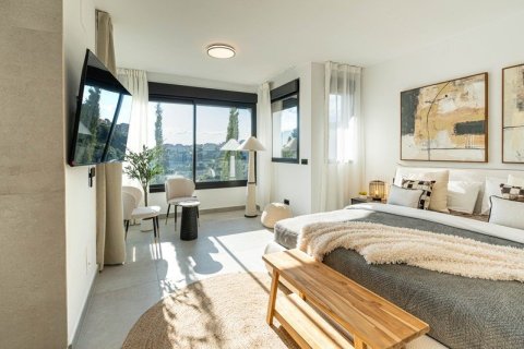 6 bedrooms Villa in Tan Xuan, Vietnam No. 92331 11