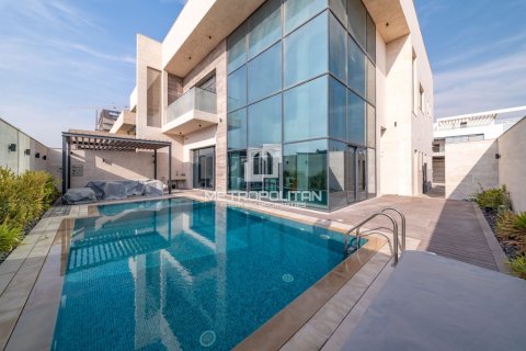 6 bedrooms Villa in Nad Al Sheba 1, UAE No. 119715