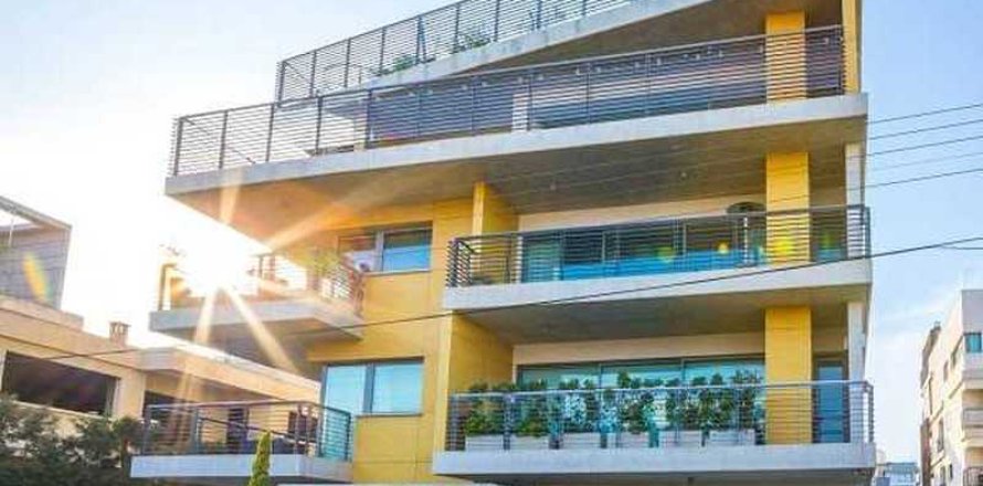 4 bedrooms Penthouse in Limassol, Cyprus No. 32844