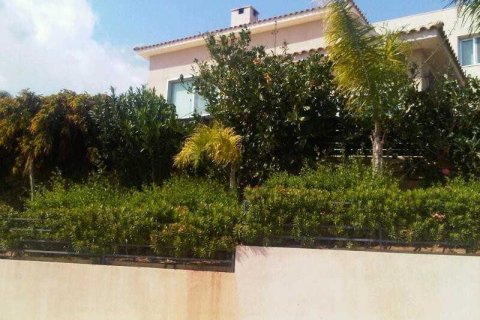 Дом с 3 спальнями в Гермасойя, Кипр №39644 1