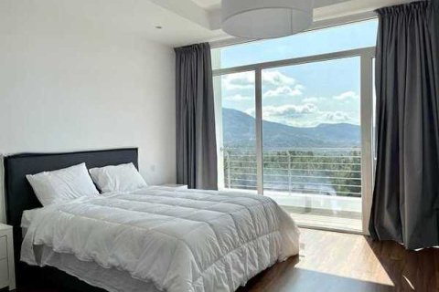 5 bedrooms House in Moniatis, Cyprus No. 29593 10